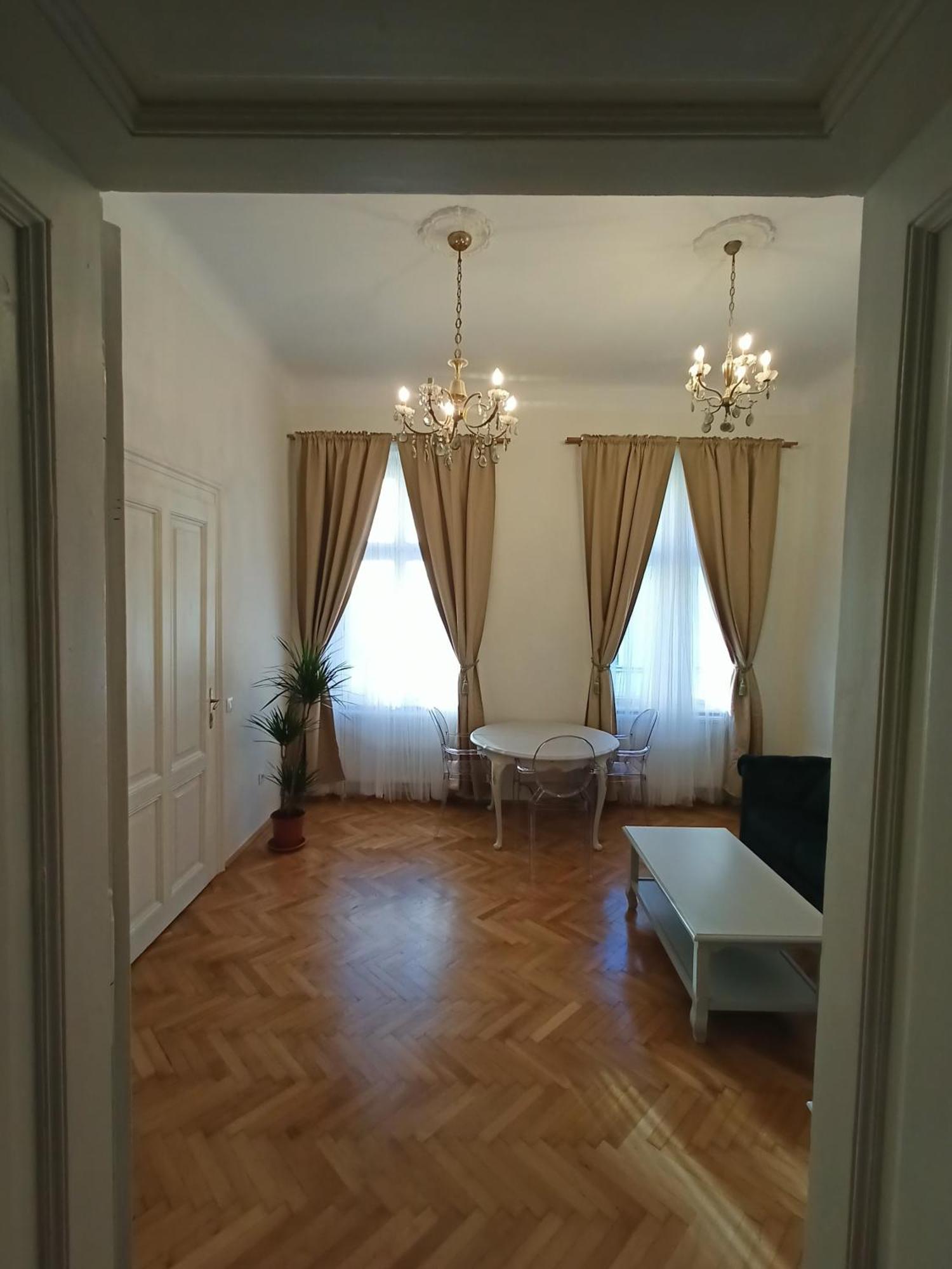 Garden Of Light Apartment Sibiu Buitenkant foto