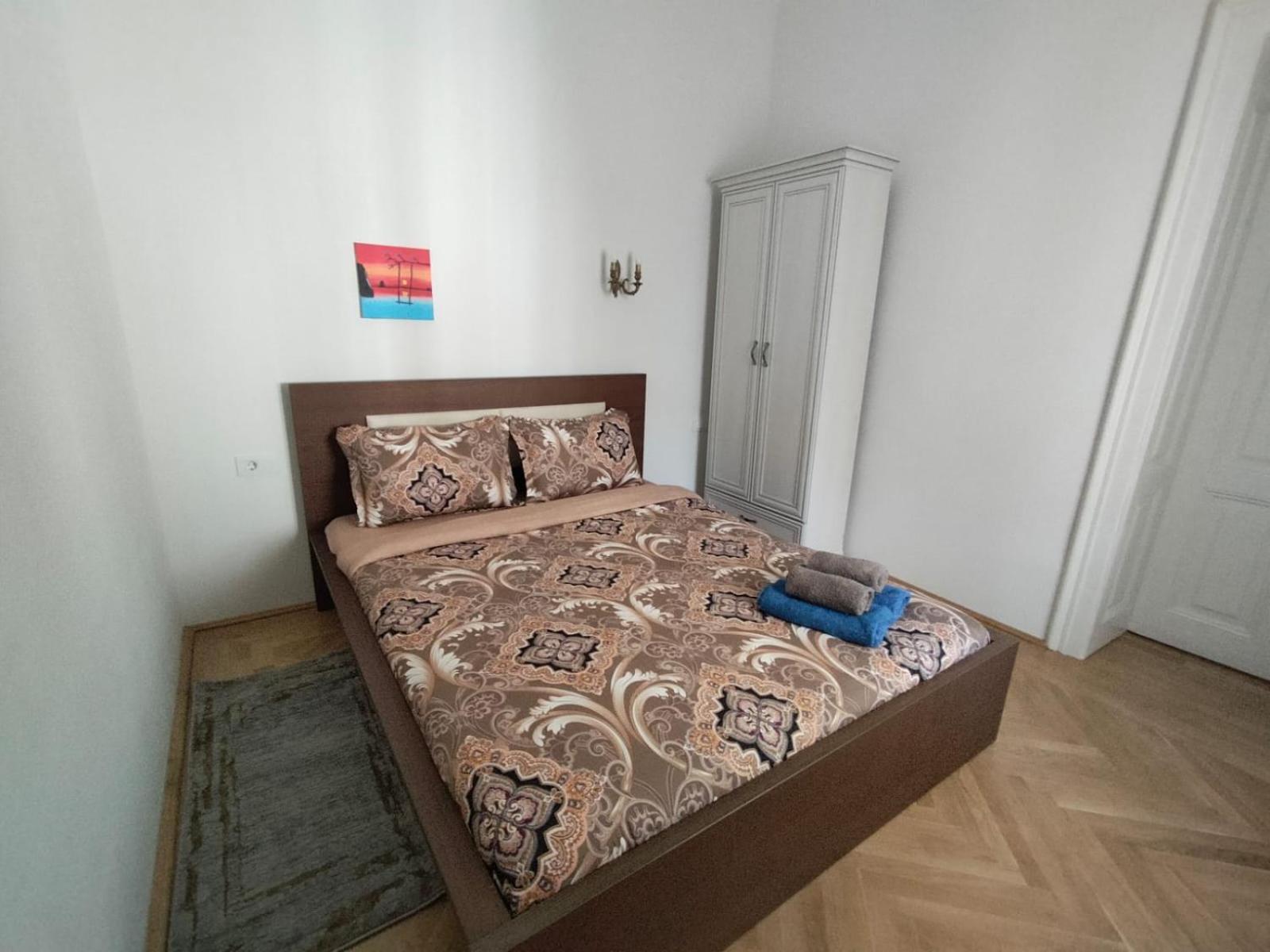 Garden Of Light Apartment Sibiu Buitenkant foto