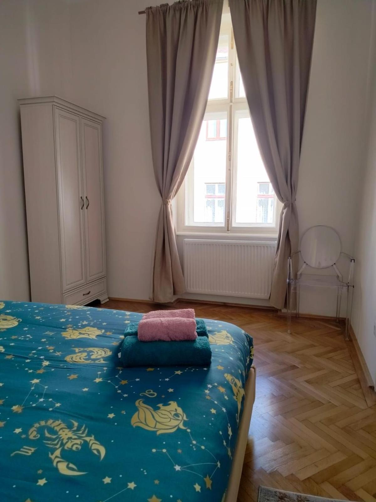 Garden Of Light Apartment Sibiu Buitenkant foto